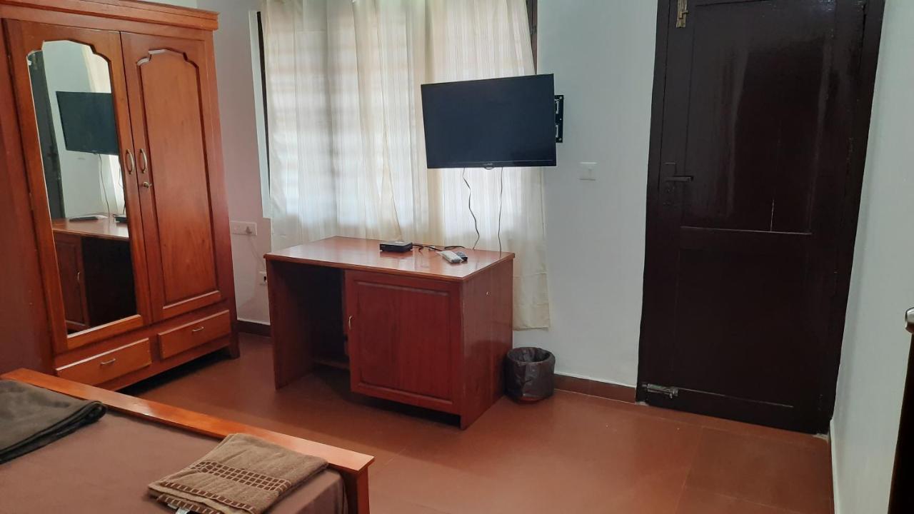 Poovar Sea View Rooms And Boating Family & Couple Only 外观 照片